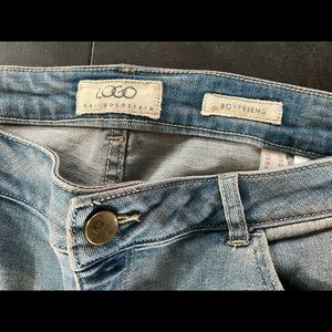 Logo Tinted Boyfriend Jeans, Light Wash, Size 10